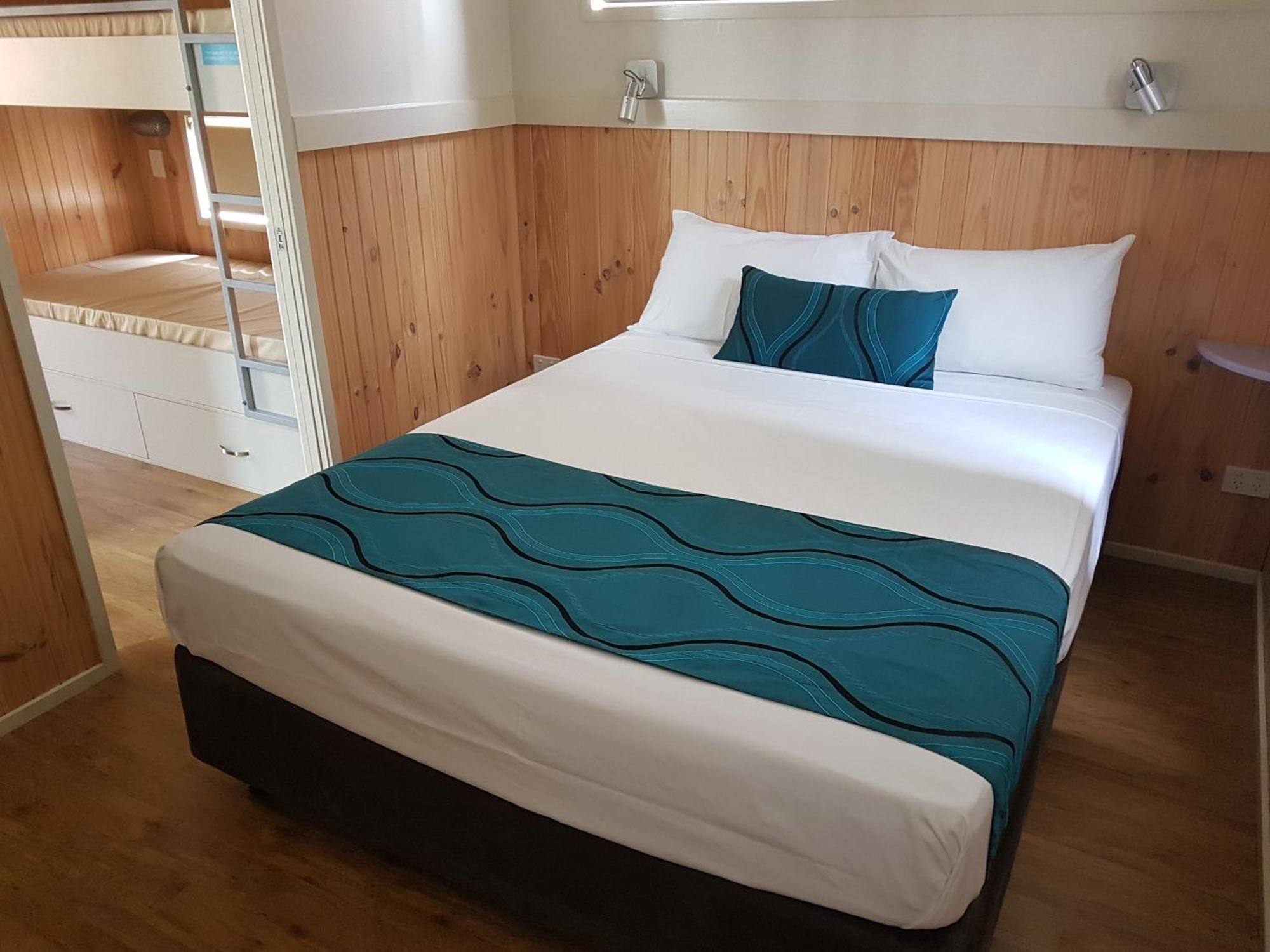 בואוון Horseshoe Bay Resort חדר תמונה